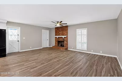 4911 W Beverly Lane, Glendale, AZ 85306 - Photo 11