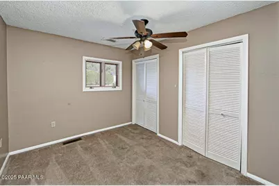 10833 E Oxbow Drive, Dewey-Humboldt, AZ 86327 - Photo 13