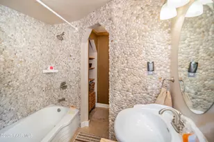 16830 W West Way, Yarnell, AZ 85362 - Photo 17