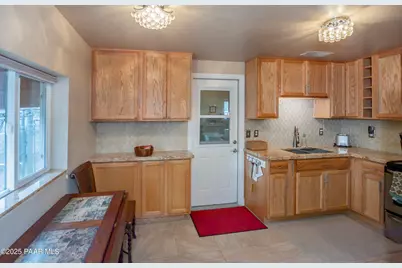 16830 W West Way, Yarnell, AZ 85362 - Photo 9