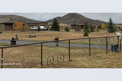 4D2 Grass Valley Lane, Prescott Valley, AZ 86315 - Photo 3