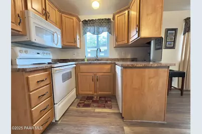 33900 S Old Black Canyon Hwy, Black Canyon City, AZ 85324 - Photo 11