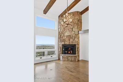 1917 Upper Crestview, Prescott, AZ 86305 - Photo 7