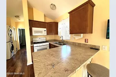 33900 S Old Black Canyon Highway #13, Black Canyon City, AZ 85324 - Photo 11