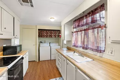 910 W Gurley Street #19, Prescott, AZ 86305 - Photo 7