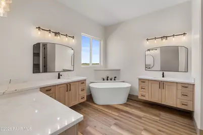 8355 N Barnes Street, Prescott Valley, AZ 86315 - Photo 11