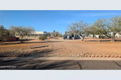 30654 Sun Rider Way, Congress, AZ 85332 - Photo 3