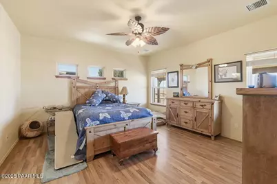 25860 N Cabernet Lane, Paulden, AZ 86334 - Photo 21
