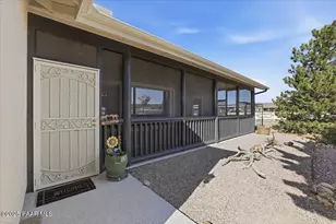 25860 N Cabernet Ln, Paulden, AZ 86334 - Photo 3