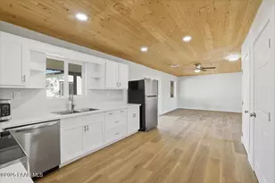 20286 E Prickly Pear Dr, Mayer, AZ 86333 - Photo 9