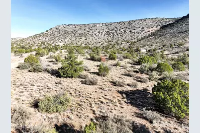 000 W Mystic Mesa Drive, Paulden, AZ 86334 - Photo 3