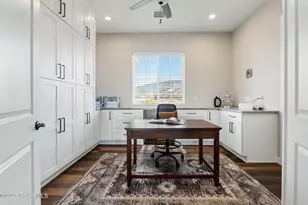 9820 N Echo Rdg Cir, Prescott Valley, AZ 86315 - Photo 25