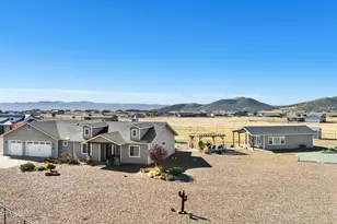 9820 N Echo Rdg Cir, Prescott Valley, AZ 86315 - Photo 3