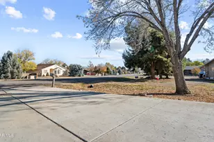 11873 E Turquoise Cir, Dewey-Humboldt, AZ 86327 - Photo 67