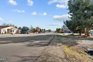 11873 E Turquoise Cir, Dewey-Humboldt, AZ 86327 - Photo 69