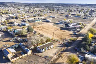 102 E Bayberry Dr, Paulden, AZ 86334 - Photo 7