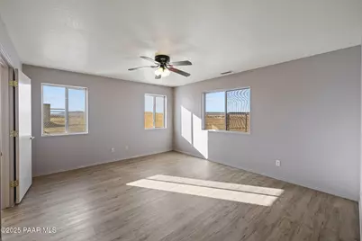 8725 E Spurr Lane, Prescott Valley, AZ 86315 - Photo 13
