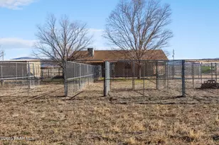 8725 E Spurr Ln, Prescott Valley, AZ 86315 - Photo 35