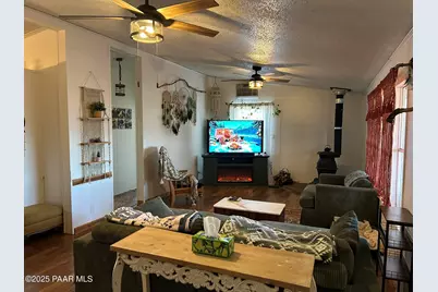 30653 W Basconia Lane, Seligman, AZ 86337 - Photo 9