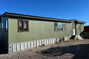 30653 W Basconia Ln, Seligman, AZ 86337 - Photo 1