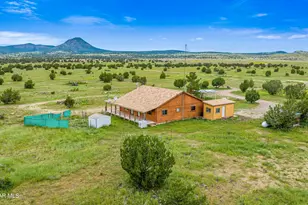 9797 W Rocky Rabbit Rd, Ash Fork, AZ 86320 - Photo 25
