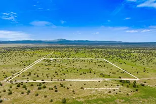 9797 W Rocky Rabbit Rd, Ash Fork, AZ 86320 - Photo 35