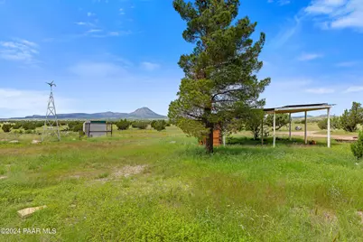 9797 W Rocky Rabbit Road, Ash Fork, AZ 86320 - Photo 31