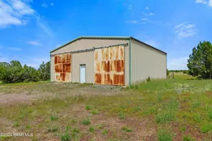 9797 W Rocky Rabbit Rd, Ash Fork, AZ 86320 - Photo 27