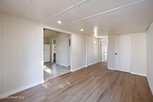 9037 E Rancho Vista Dr, Prescott Valley, AZ 86314 - Photo 21