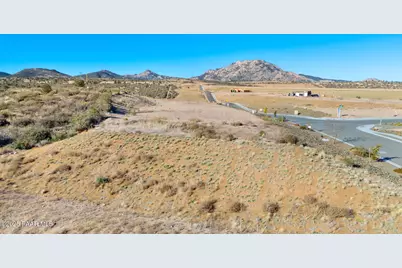 593 Suncrest Drive, Prescott, AZ 86305 - Photo 9