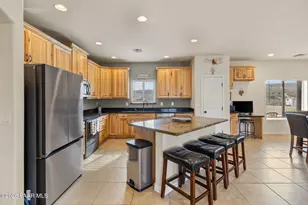 10930 S Banjo Ln, Mayer, AZ 86333 - Photo 9