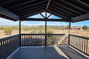 887 W Loma Linda Dr, Williams, AZ 86046 - Photo 13