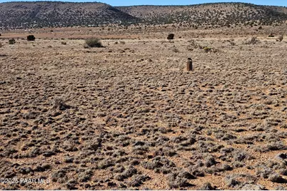 55461 N Railroad Avenue, Seligman, AZ 86337 - Photo 11