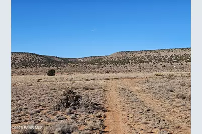 55461 N Railroad Avenue, Seligman, AZ 86337 - Photo 7