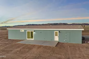 3311 W Cherry Blossom Ln, Paulden, AZ 86334 - Photo 3