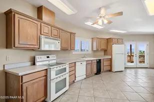 18900 N Butte Pass Rd, Prescott, AZ 86305 - Photo 9