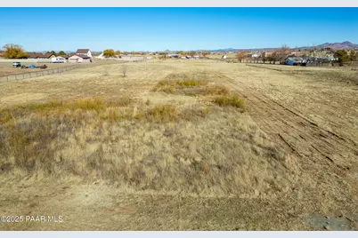 7920 E Acre Way, Prescott Valley, AZ 86315 - Photo 3