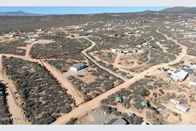 280 N Old Coach Trail, Dewey-Humboldt, AZ 86327 - Photo 3