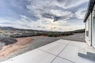 280 N Old Coach Trail, Dewey-Humboldt, AZ 86327 - Photo 5