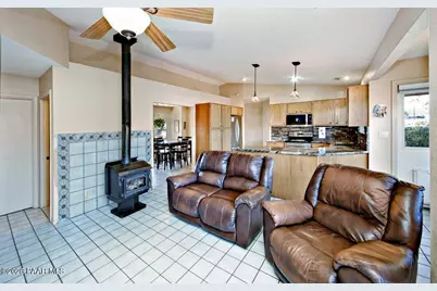 3250 N Mountain View Drive, Prescott Valley, AZ 86314 - Photo 11
