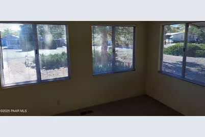 10330 Manzanita Trail, Dewey-Humboldt, AZ 86327 - Photo 23