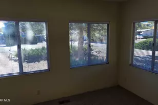 10330 Manzanita Trail, Dewey-Humboldt, AZ 86327 - Photo 23