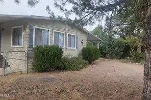 10330 Manzanita Trail, Dewey-Humboldt, AZ 86327 - Photo 3