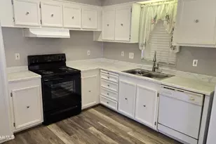 10330 Manzanita Trail, Dewey-Humboldt, AZ 86327 - Photo 11