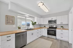 14410 E Blue Ridge Rd, Dewey-Humboldt, AZ 86327 - Photo 11