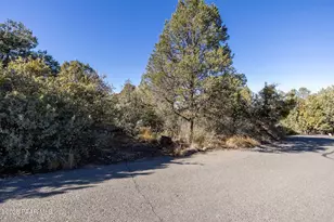 610 Pauley Dr, Prescott, AZ 86303 - Photo 1