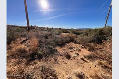 8565 S Donegal Drive, Wilhoit, AZ 86332 - Photo 11