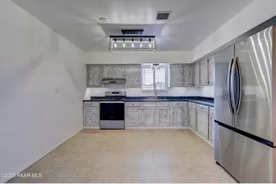 2535 Huron Street, Dewey-Humboldt, AZ 86329 - Photo 7