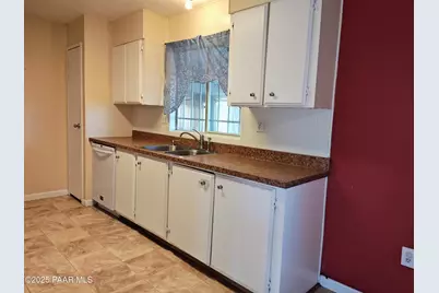 8840 E Westward Way, Prescott Valley, AZ 86314 - Photo 7