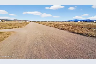 2690 W Pilots Rest Airstrip, Paulden, AZ 86334 - Photo 13